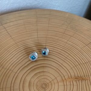 Authentic David Yurman, blue topaz stud earrings